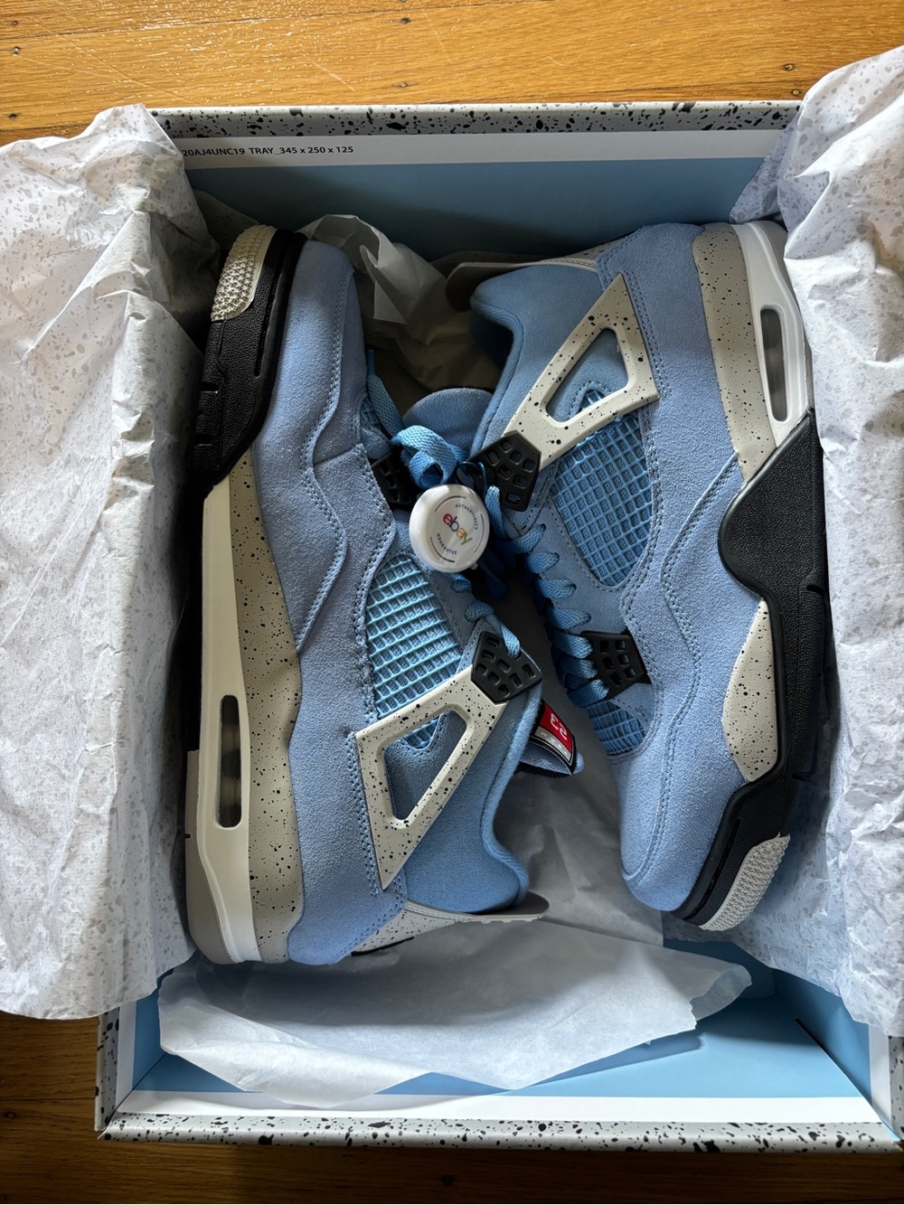 Size 10 - Jordan 4 Retro Mid University Blue